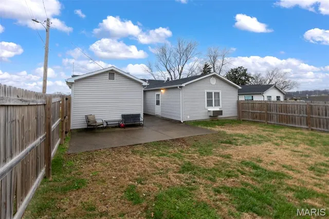 $194,000 | 2112 Merriwether Street, Cape Girardeau, MO 63703