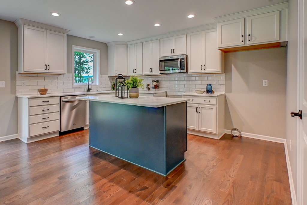 7010 Cooper Place Farmington, NY 14425 - Photo 13 of 17