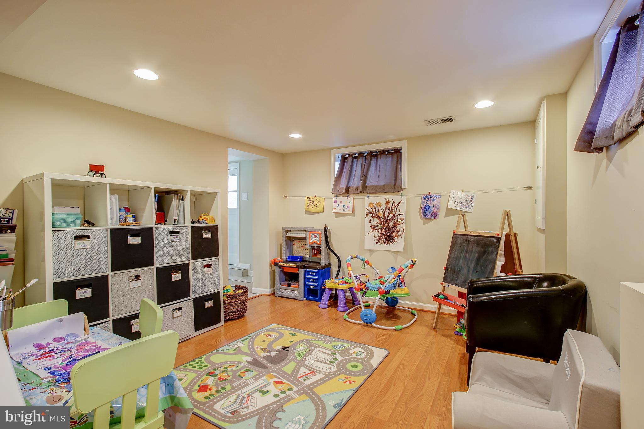 9912 Dallas Avenue Silver Spring, MD 20901 - Photo 22 of 30 Playroom or Home Office
