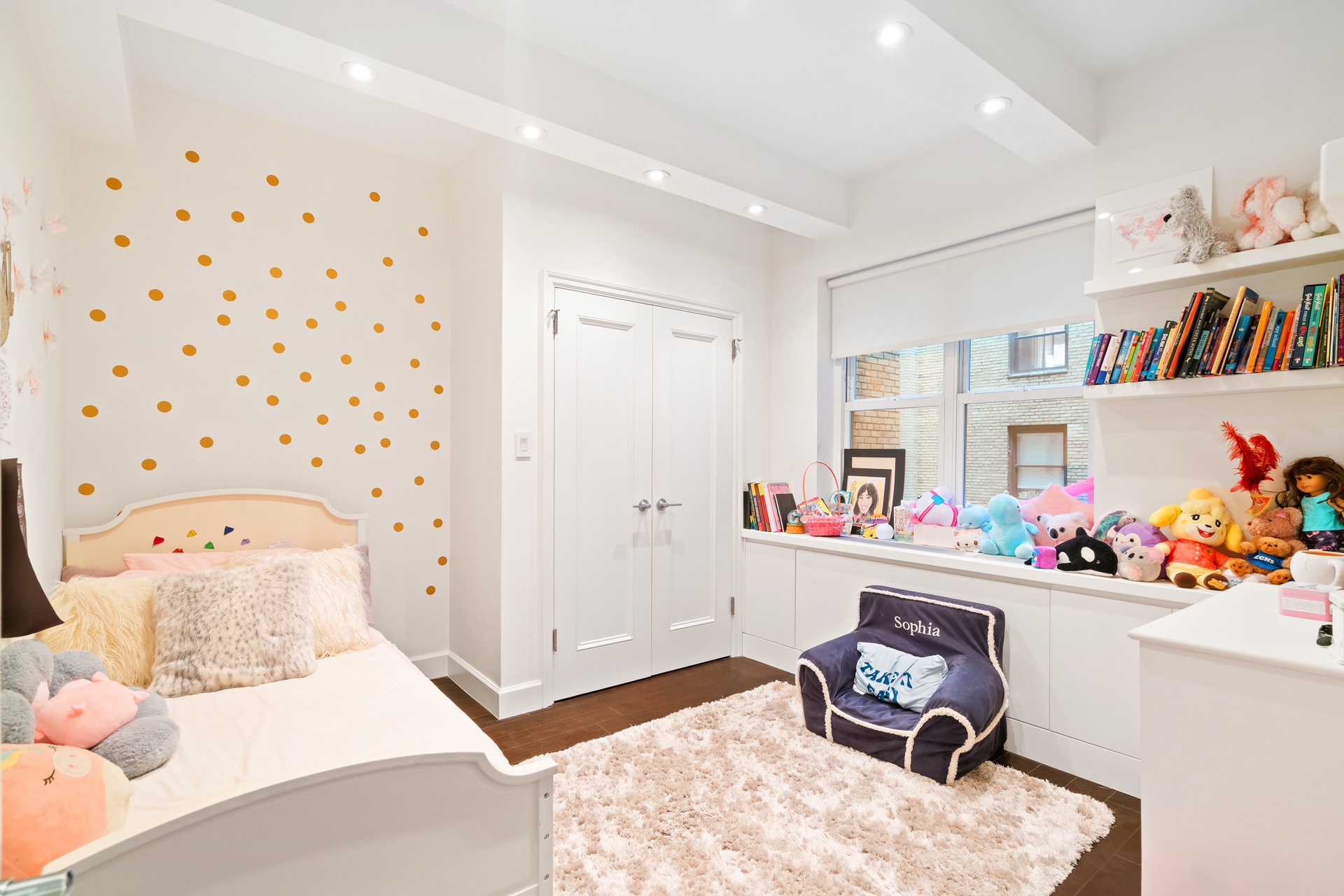 229 East 79th Street, Unit 7B Manhattan, NY 10075 - Photo 9 of 12