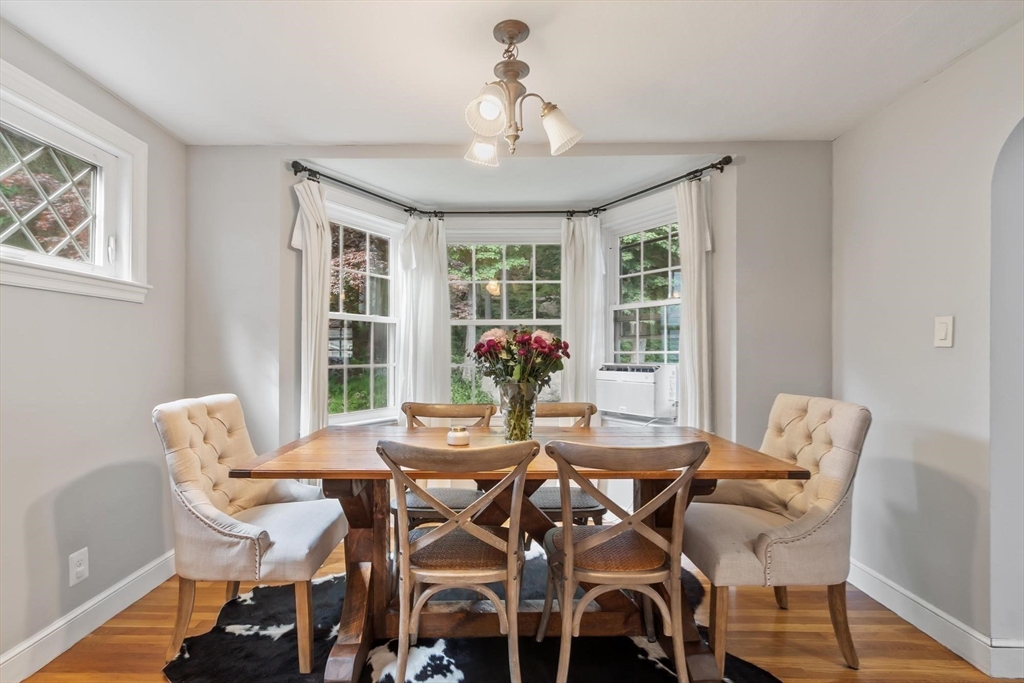 463 Cedar Brook Road Lynn, MA 01904 - Photo 3 of 23