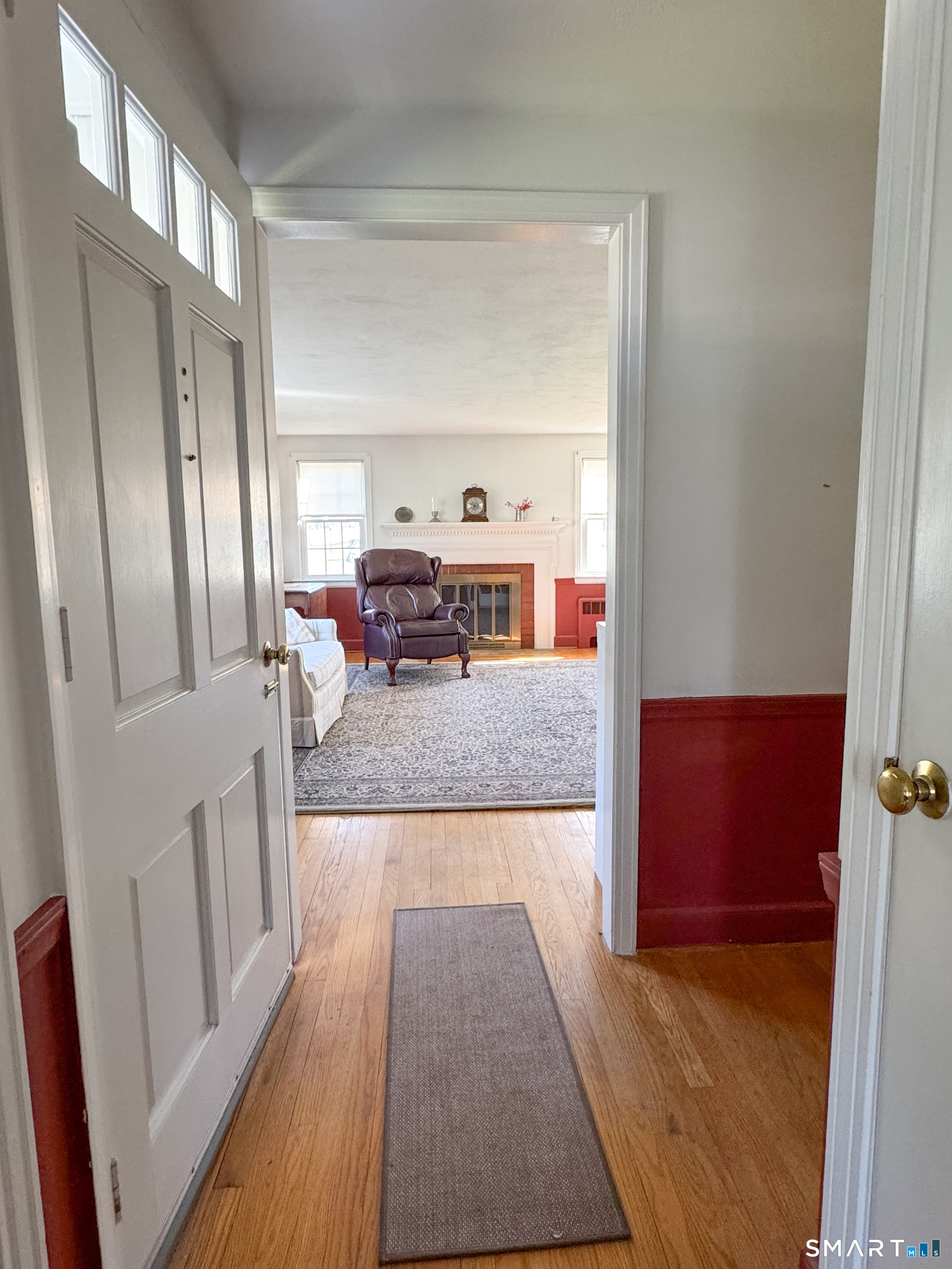 298 Murray Street Meriden, CT 06450 - Photo 14 of 40