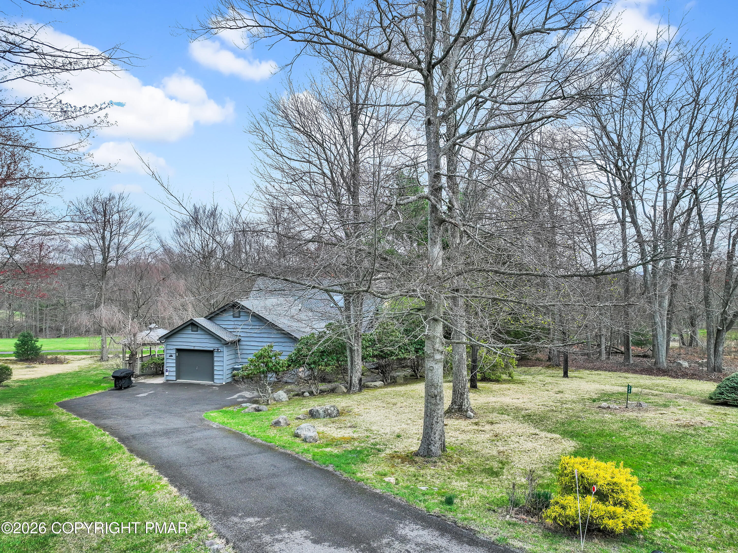 33 Rockridge Road Lake Harmony, PA 18624 - Photo 3 of 51 DJI_0755 2