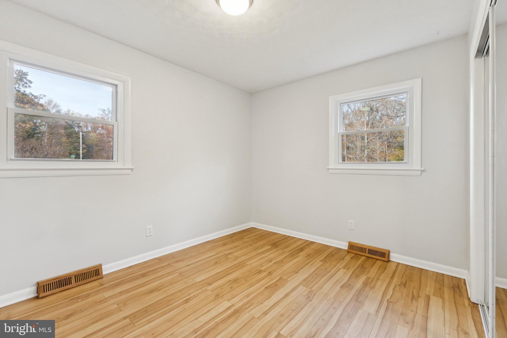 24530 Hollywood Road Hollywood, MD 20636 - Photo 23 of 40 an empty room with a window