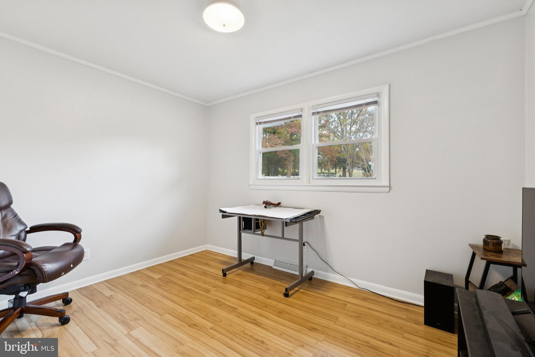 24530 Hollywood Road Hollywood, MD 20636 - Photo 25 of 40 a bedroom with a bed and a window