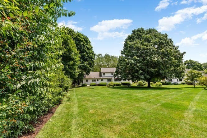 19 Saddle Club Road Lexington, MA 02420 - Photo 6 of 29 Gallery Image 6