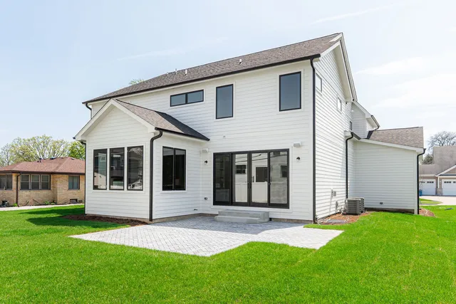 $1,785,000 | 416 Chicago Avenue, Downers Grove, IL 60515