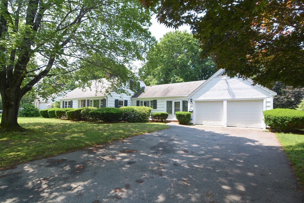 41 Russell Road Framingham, MA 01702 - Photo 1 of 36 Gallery Image 1
