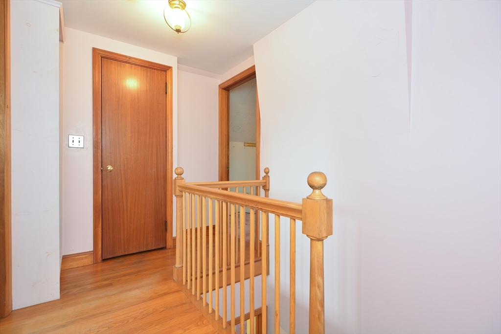 41 Russell Road Framingham, MA 01702 - Photo 20 of 36 Gallery Image 20