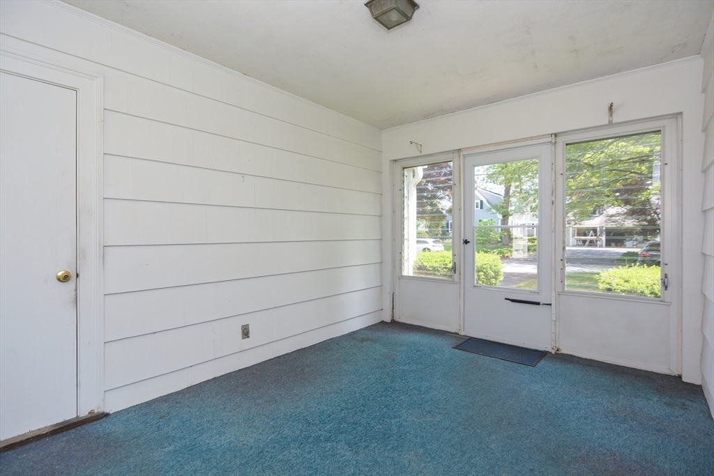 41 Russell Road Framingham, MA 01702 - Photo 29 of 36 Gallery Image 29