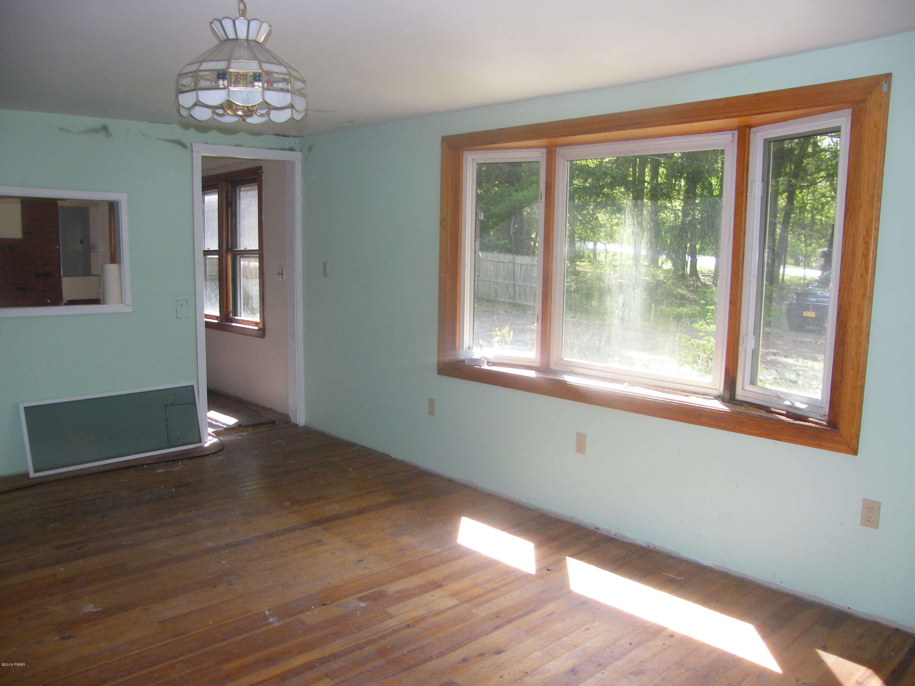 403 Rt 590 Greeley, PA 18425 - Photo 2 of 13