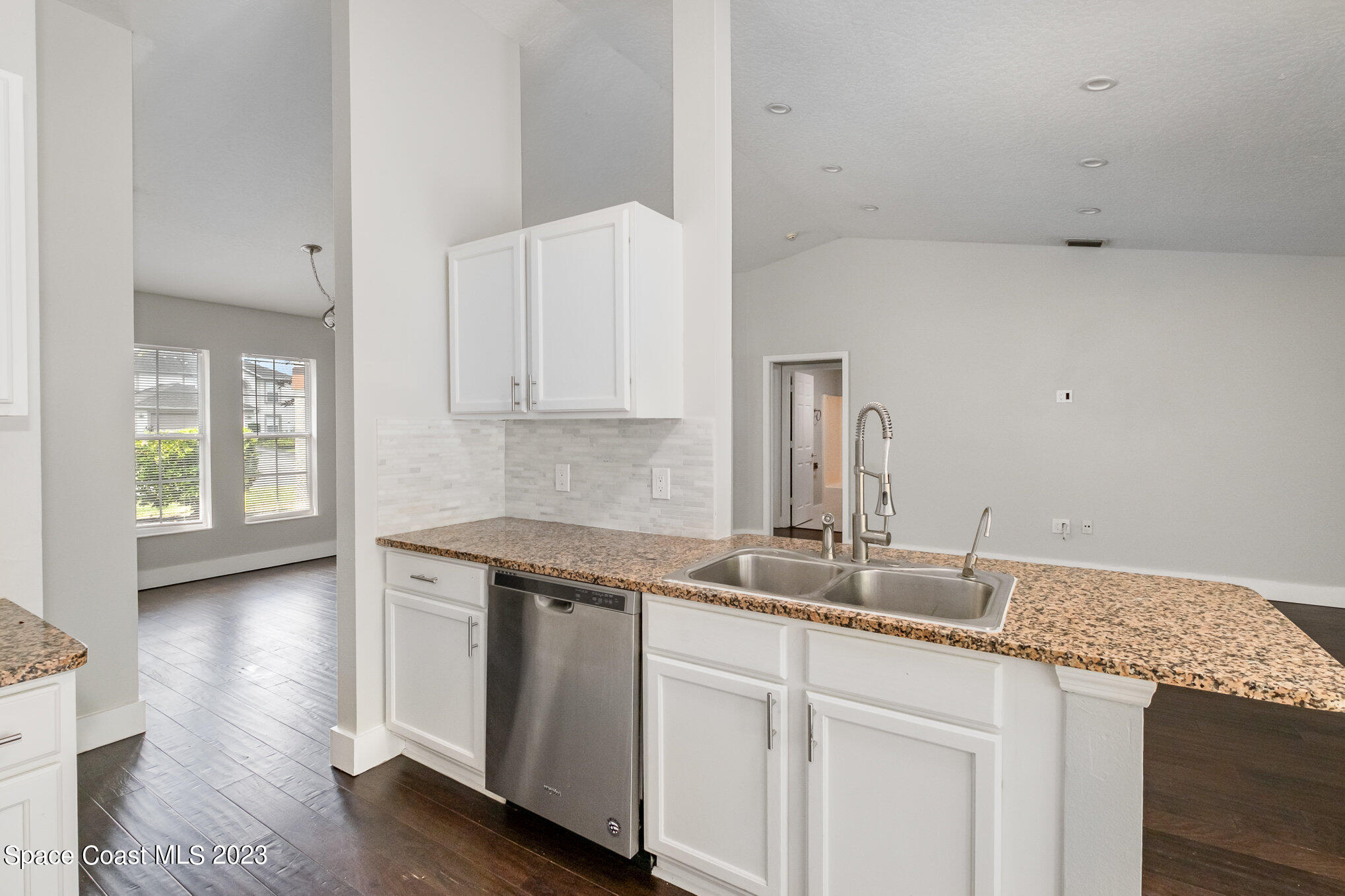 2852 Digby Road Southeast Palm Bay, FL 32909 - Photo 12 of 26 013_dscf0075-edit