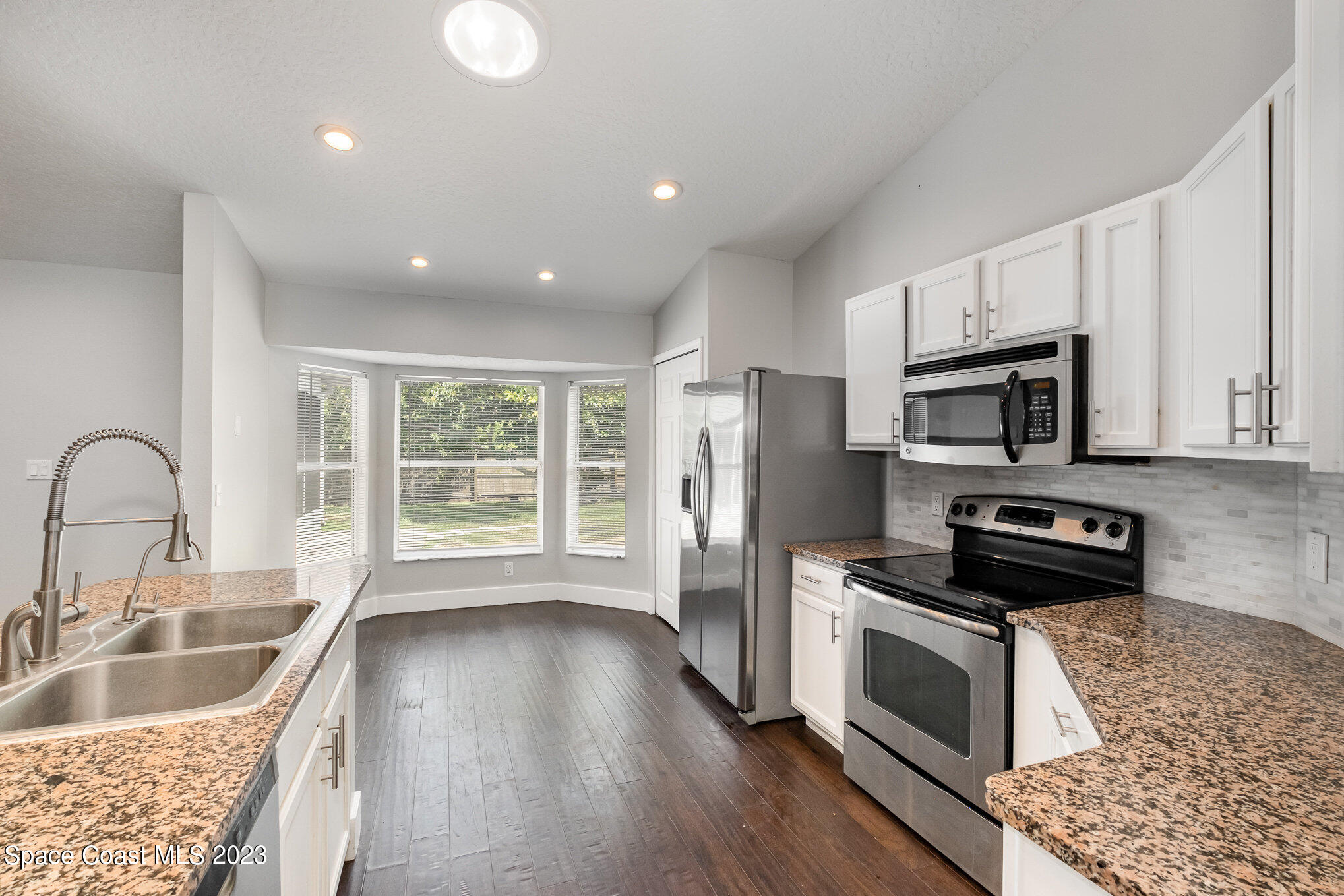 2852 Digby Road Southeast Palm Bay, FL 32909 - Photo 9 of 26 011_dscf0079-edit