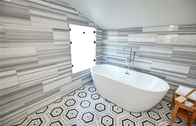 $2,193,000 | 7080 VÃa Del Mar, Rancho Palos Verdes, CA 90275