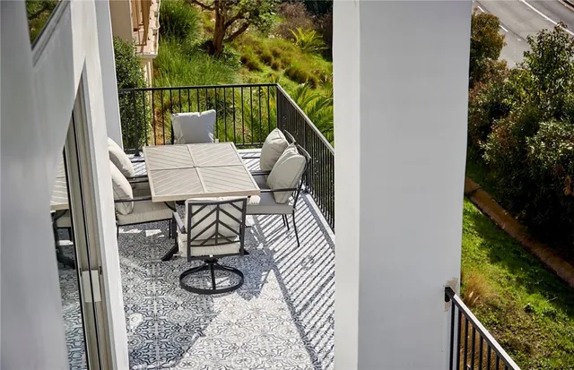 $2,193,000 | 7080 VÃa Del Mar, Rancho Palos Verdes, CA 90275