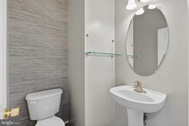 $3,500 | 4258 Martin Luther King Jr Avenue Southwest, Washington, DC 20032