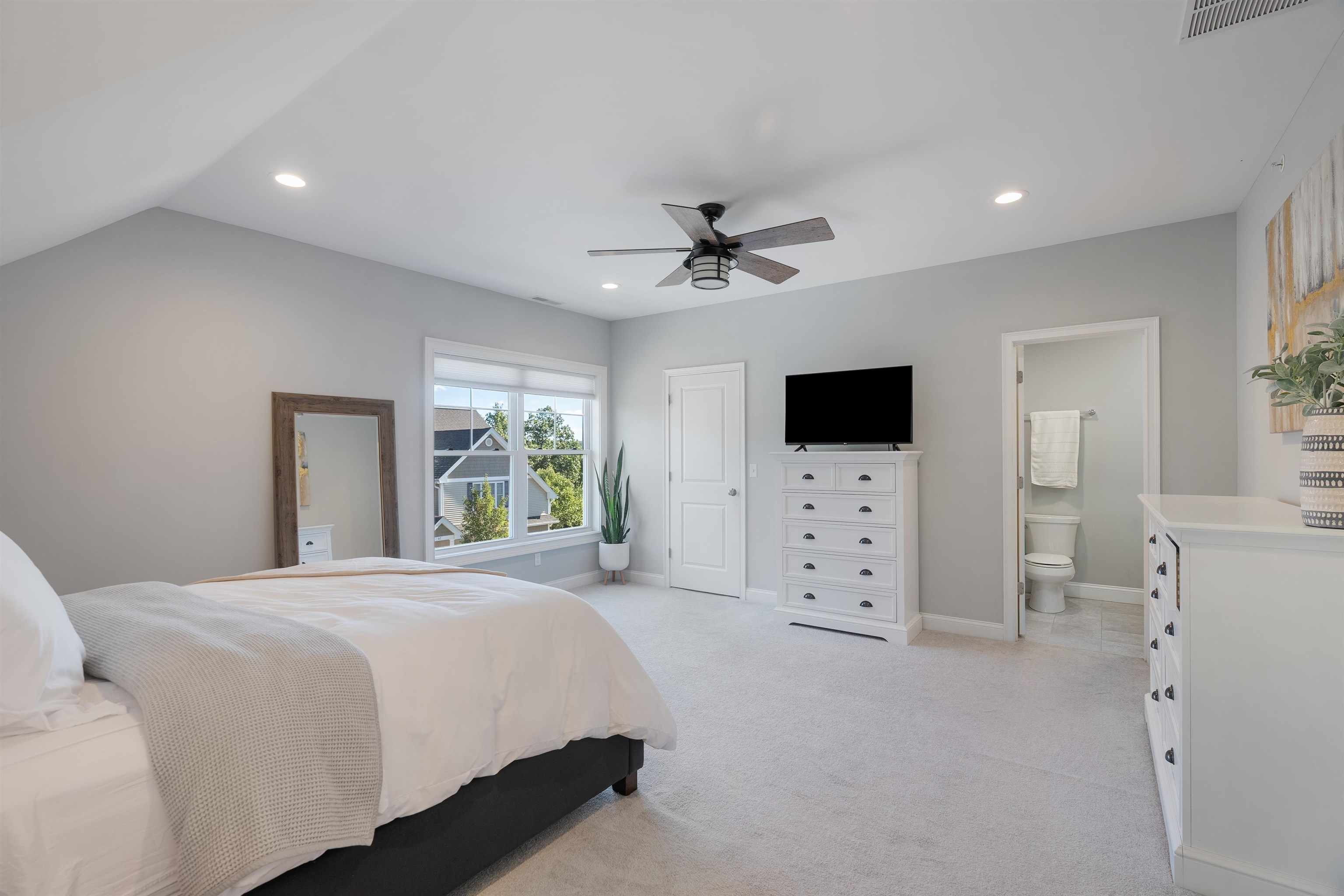 5D Manor Drive, Unit A Hooksett, NH 03106 - Photo 17 of 35