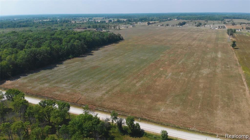 28 28 Mile Road Ray, MI 48096 - Photo 2 of 6