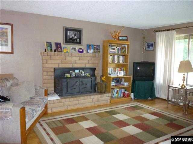715 Rolando Way Carson City, NV 89701 - Photo 3 of 9 Photo 3