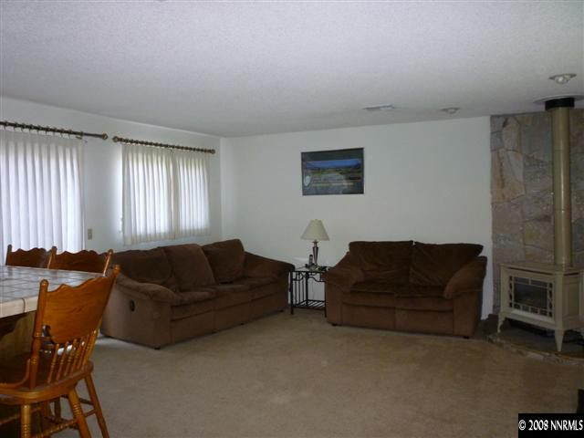 715 Rolando Way Carson City, NV 89701 - Photo 7 of 9 Photo 7