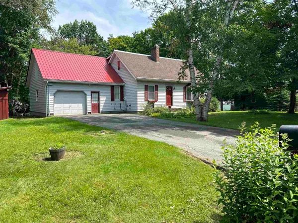 $324,000 | 70 Stagecoach Drive, Newport, VT 05855