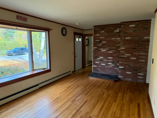 $324,000 | 70 Stagecoach Drive, Newport, VT 05855