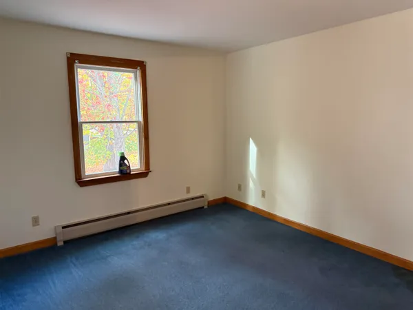 $324,000 | 70 Stagecoach Drive, Newport, VT 05855