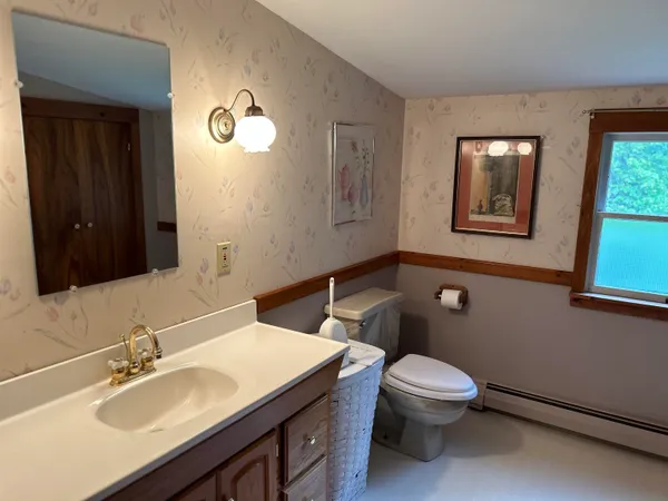 $324,000 | 70 Stagecoach Drive, Newport, VT 05855