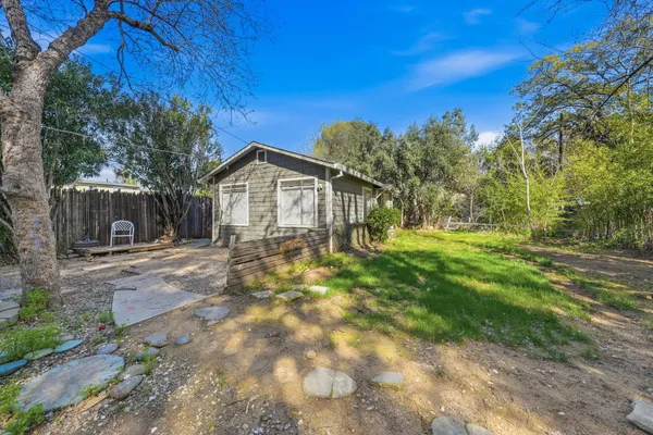 $115,000 | 1377 Willis Street, Redding, CA 96001