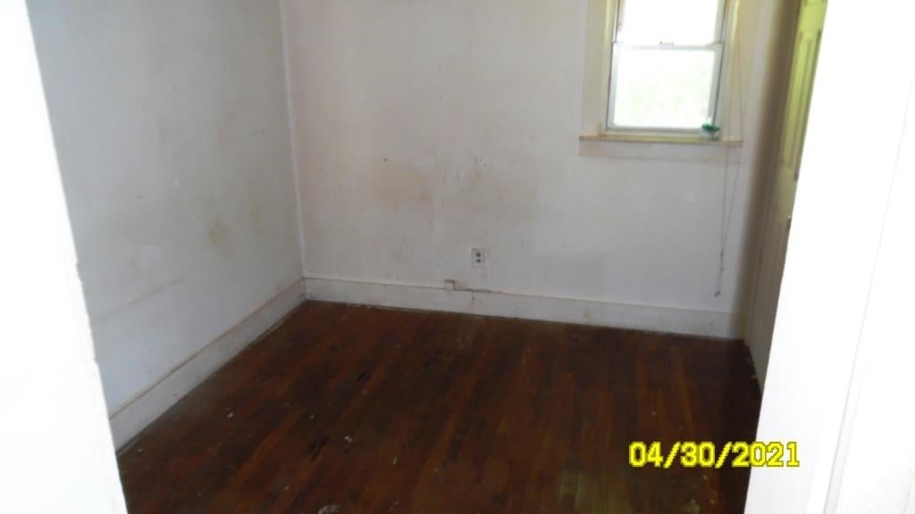 5083 Claytor Dam Road Dublin, VA 24084 - Photo 6 of 10 Gallery Image 6