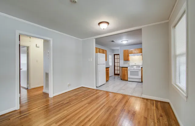 $2,295 | 5519 Huisache Street, Houston, TX 77081