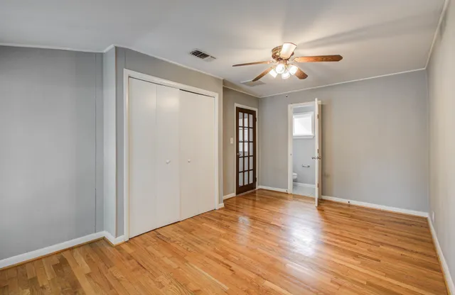 $2,295 | 5519 Huisache Street, Houston, TX 77081