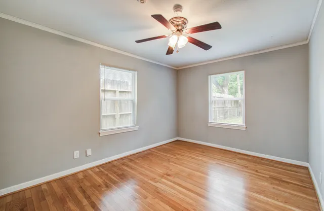 $2,295 | 5519 Huisache Street, Houston, TX 77081