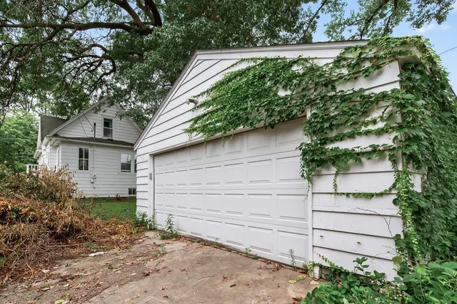 $250,000 | 1831 West Englewood Avenue, St. Paul, MN 55104