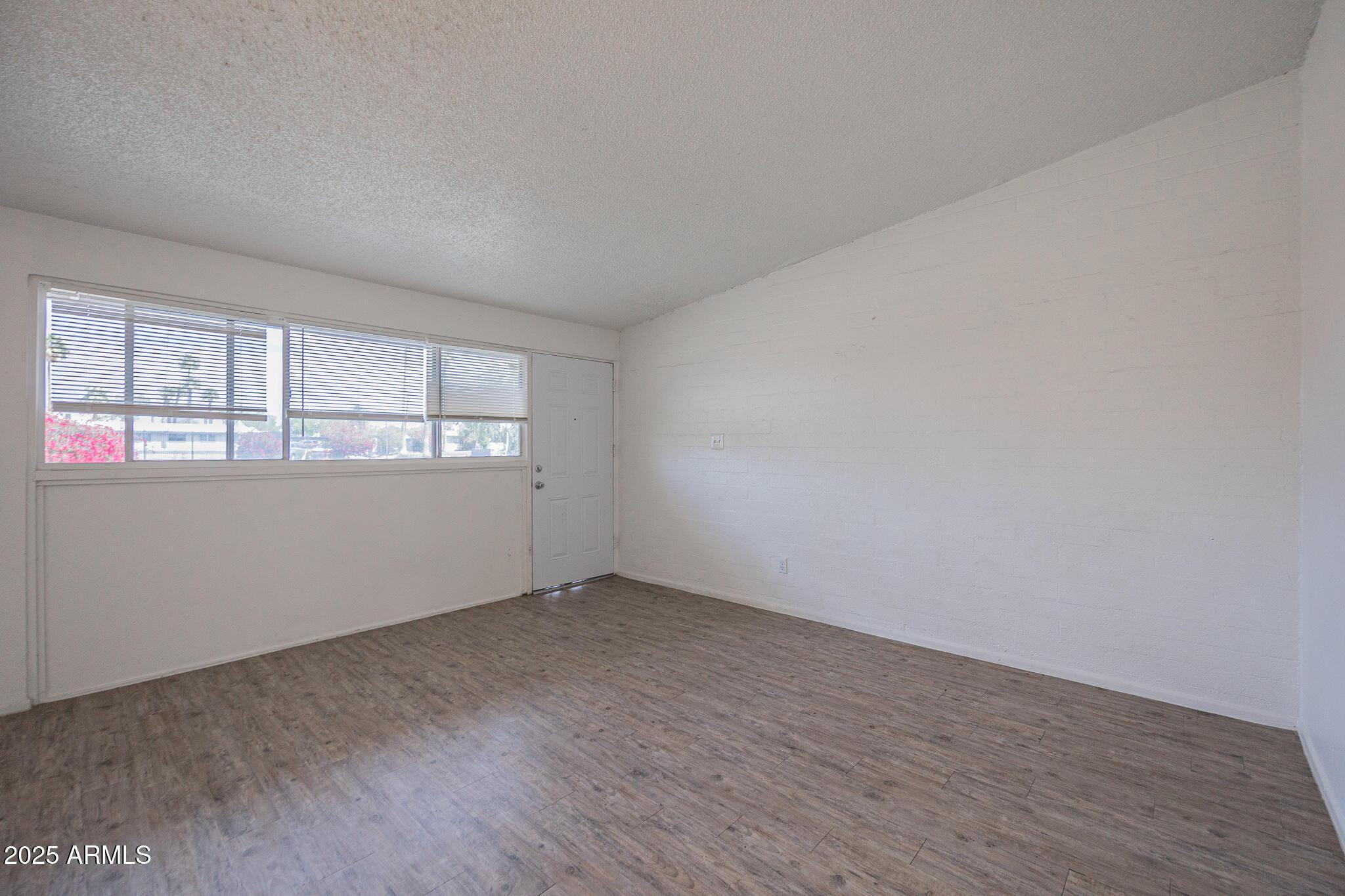 2139 West Devonshire Avenue, Unit 2 Phoenix, AZ 85015 - Photo 7 of 12 Photo #7