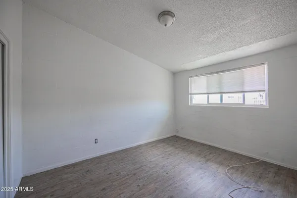 $895 | 2139 West Devonshire Avenue, Unit 2, Phoenix, AZ 85015