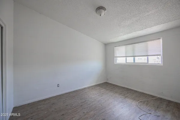 $895 | 2139 West Devonshire Avenue, Unit 2, Phoenix, AZ 85015