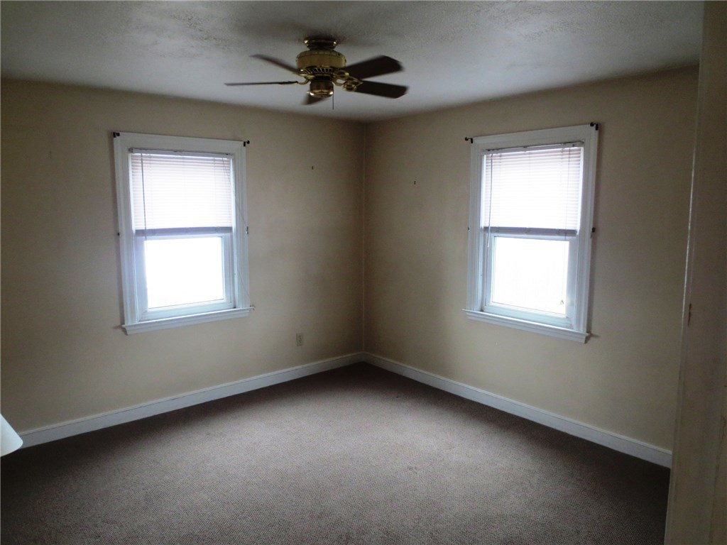 26 Woodhaven Road Pawtucket, RI 02861 - Photo 12 of 22 Gallery Image 12