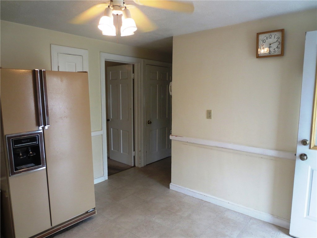 26 Woodhaven Road Pawtucket, RI 02861 - Photo 8 of 22 Gallery Image 8