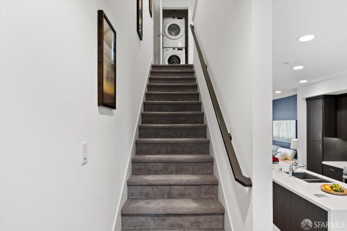 1807 16th Street Oakland, CA 94607 - Photo 13 of 45 a view of entryway and hall