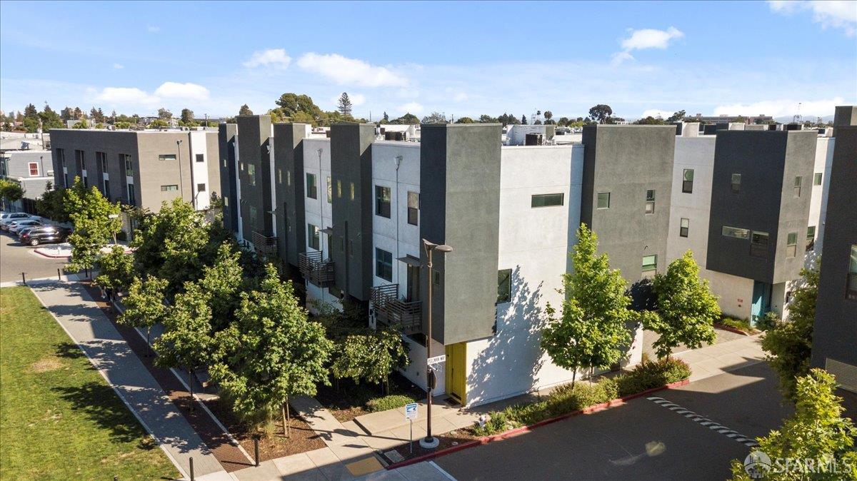 1807 16th Street Oakland, CA 94607 - Photo 33 of 45 a view of a city with tall buildings