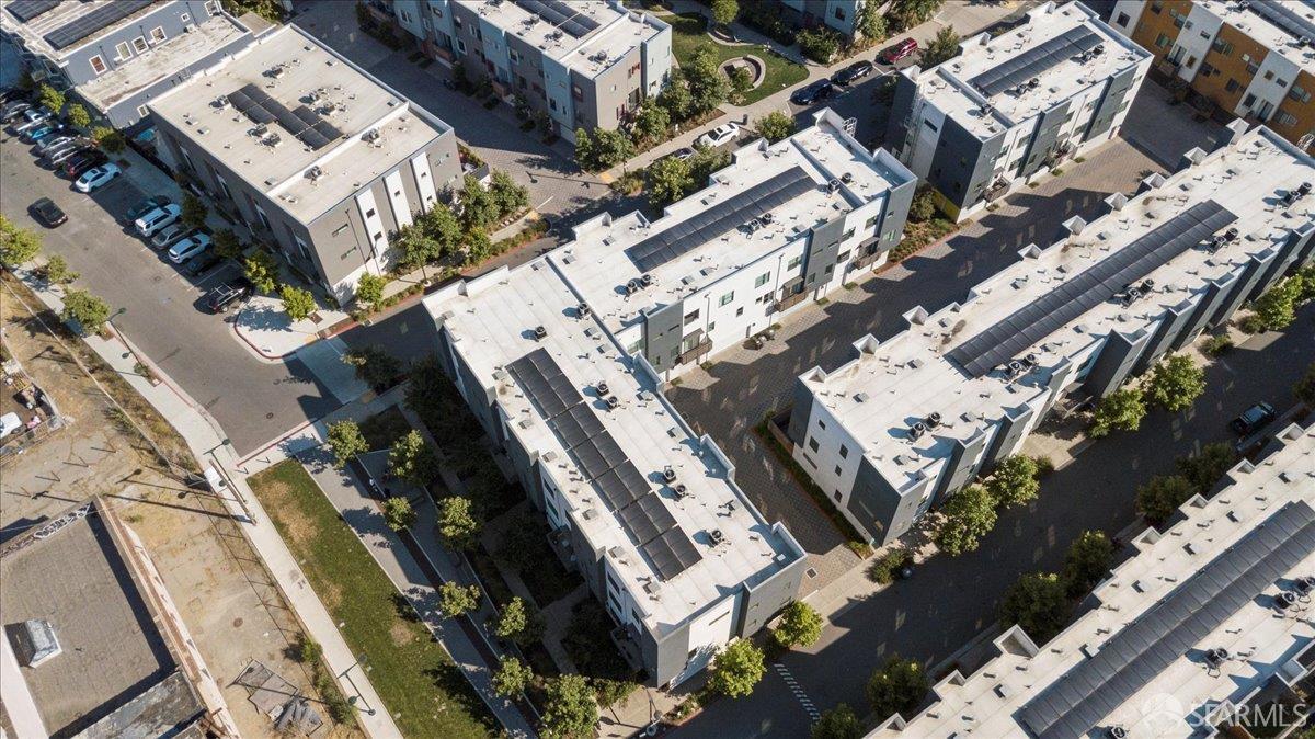 1807 16th Street Oakland, CA 94607 - Photo 41 of 45 an aerial view of a city