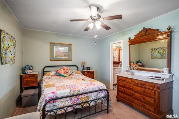 $195,000 | 11648 Trolley Line Road, Marion, IL 62959