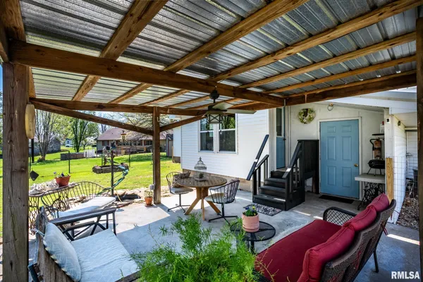 $195,000 | 11648 Trolley Line Road, Marion, IL 62959