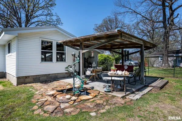 $195,000 | 11648 Trolley Line Road, Marion, IL 62959