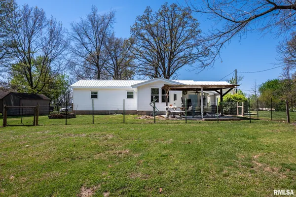 $195,000 | 11648 Trolley Line Road, Marion, IL 62959