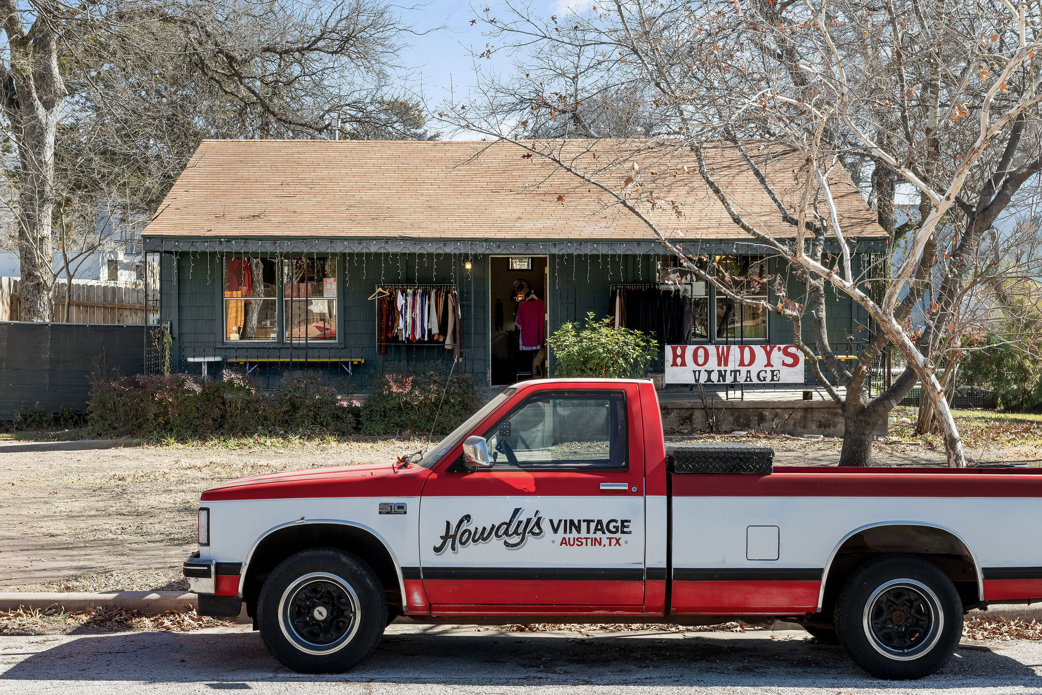 2804 East 22nd Street, Unit B Austin, TX 78722 - Photo 31 of 40 a view of parking
