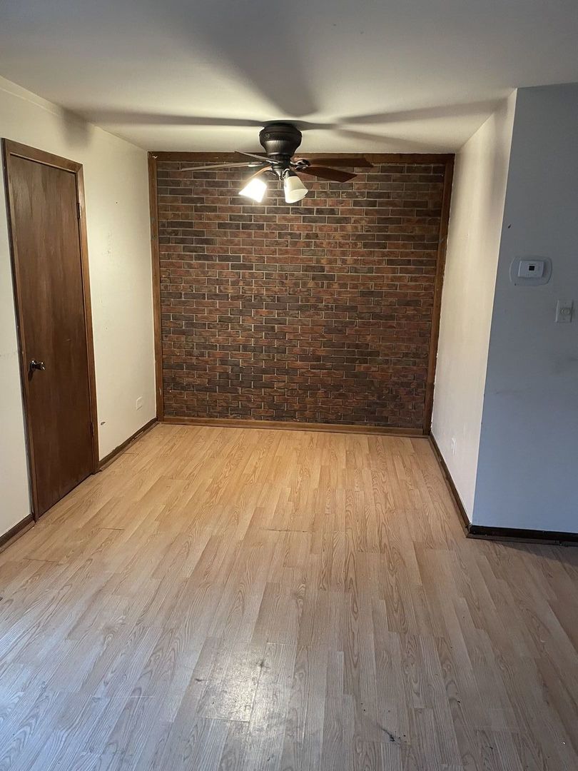 1050 Holbrook Road, Unit 1H Homewood, IL 60430 - Photo 4 of 14