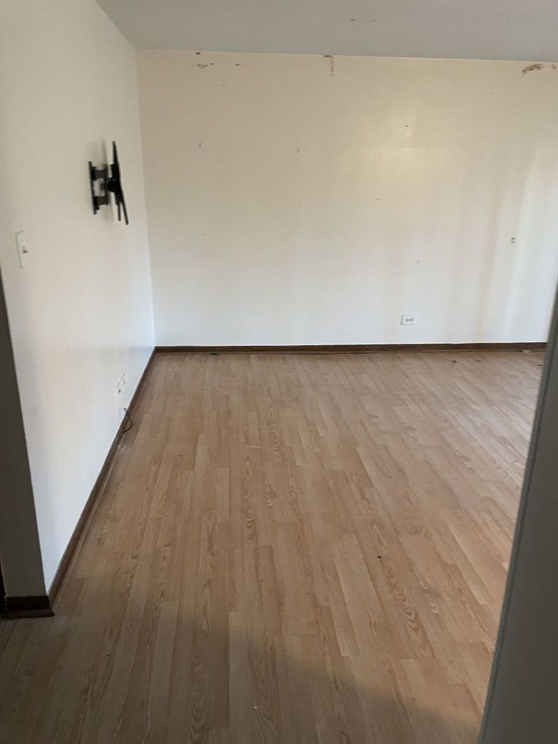 1050 Holbrook Road, Unit 1H Homewood, IL 60430 - Photo 9 of 14