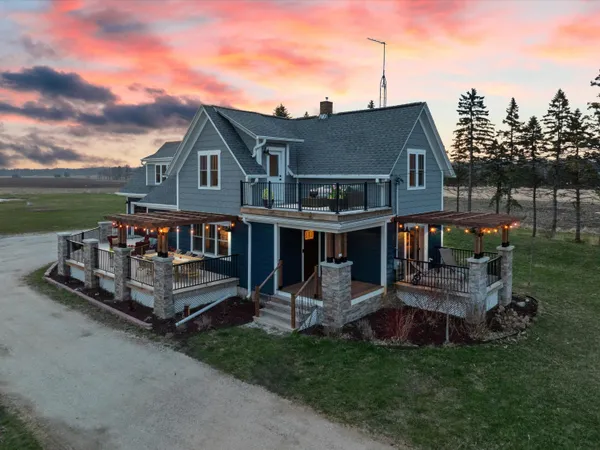 $612,000 | 3202 Mirro Drive, Manitowoc, WI 54220